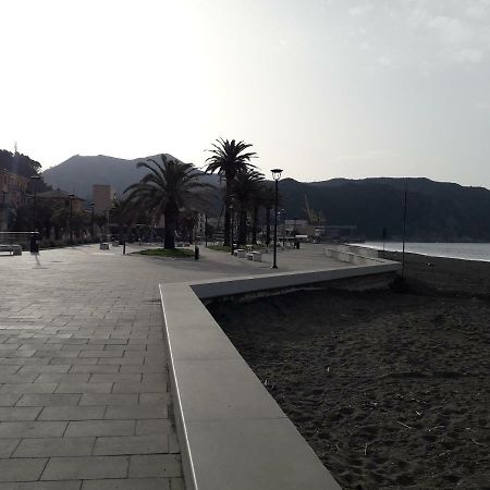 Riva Beach House Сестри-Леванте Экстерьер фото